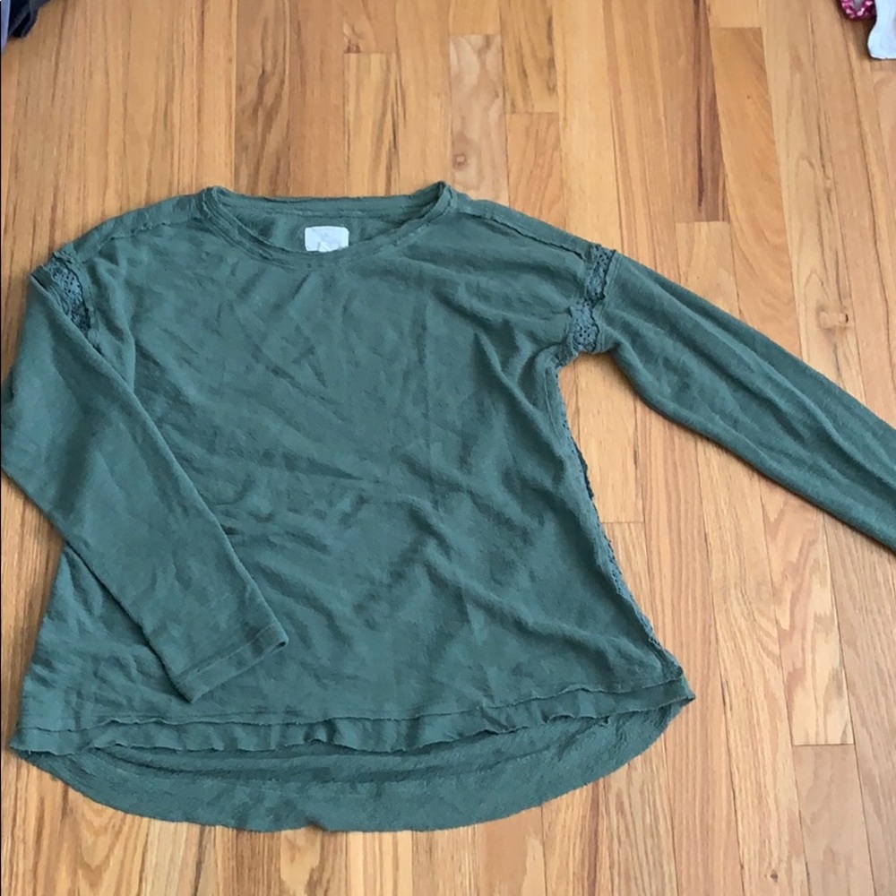 Long sleeve shirt